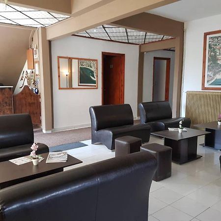 Hotel Paralia 네아 카르발리 외부 사진